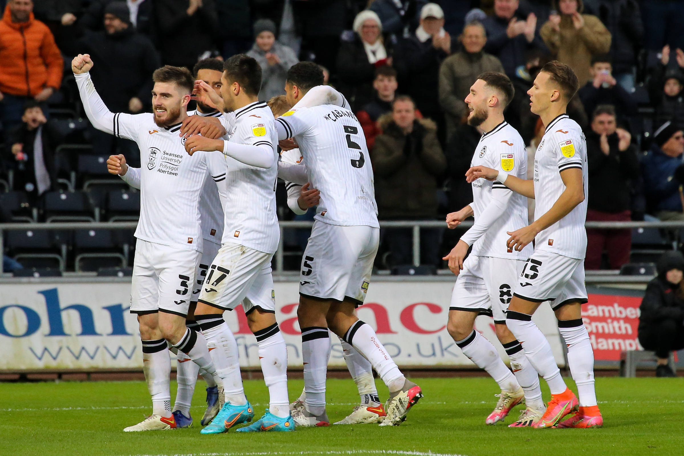 普利茅斯主场取胜，排名得以提升的简单介绍