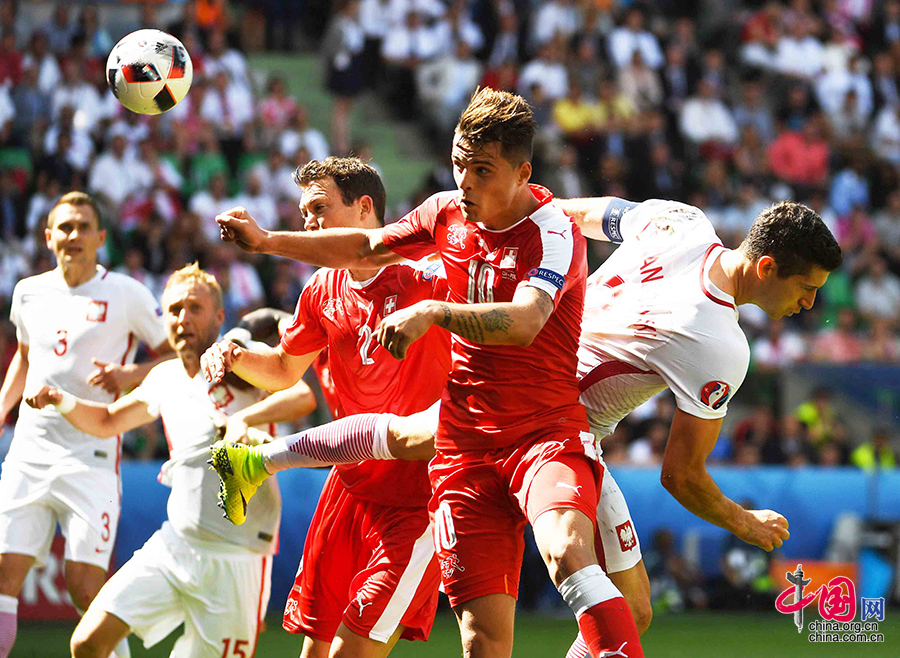 开云官网-波兰不敌瑞士，陷入淘汰危机