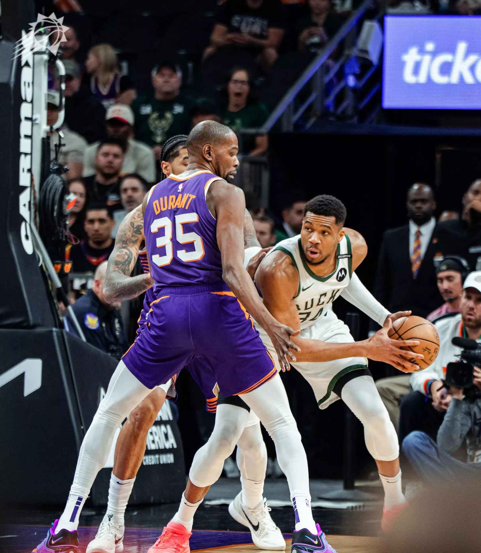 雄鹿大胜热火，詹皇带队科比不敌开拓者的简单介绍