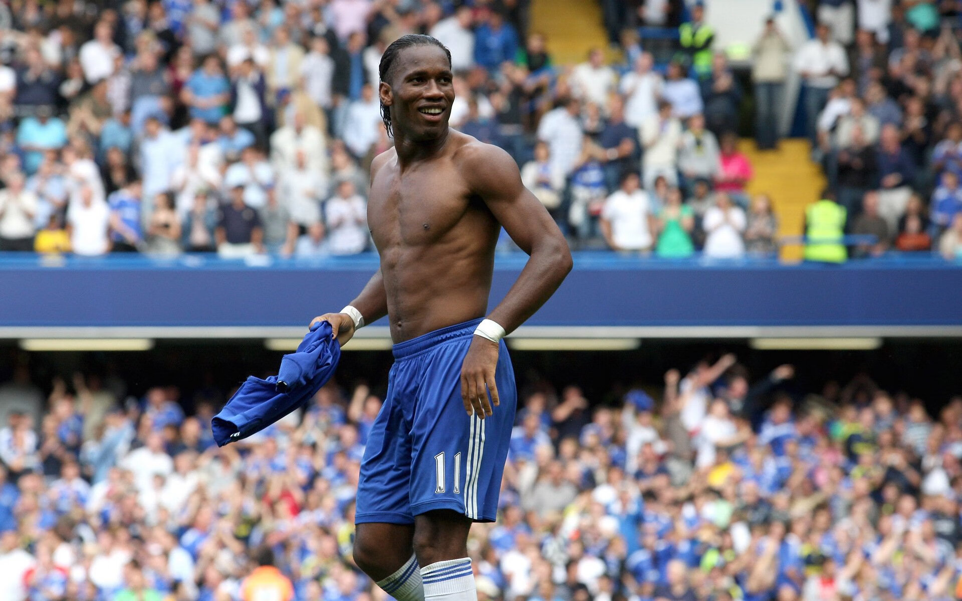 开云体育app-神隐之夜与救赎时刻，范弗利特如何成为季后赛唯一胜负手